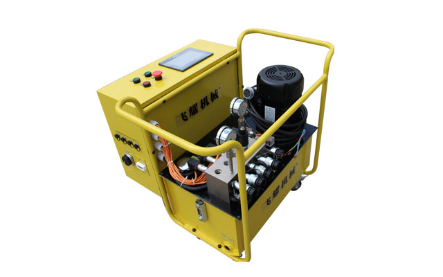 ��yʽPLC�������c(di��n)ͬ�����ϵ�y(t��ng)�����͉�