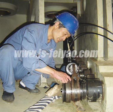 ��Ť��Һ�����֬F(xi��n)��ʹ�ÈD